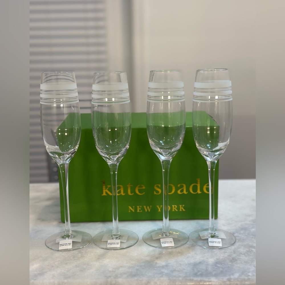Kate Spade New York Library Stripe champagne Set of 4 Flutes Non Lead Crystal - Picture 4 of 6